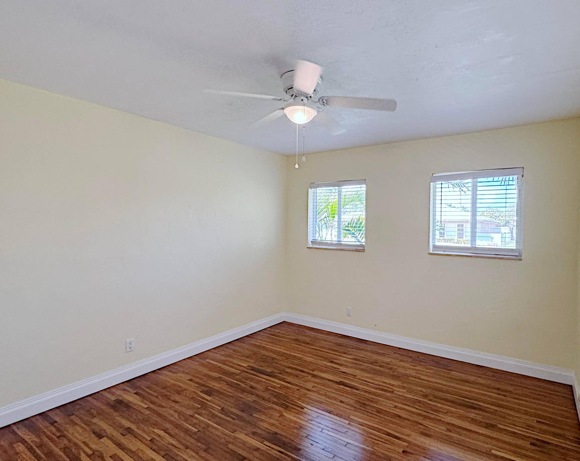 222 SE 2ND Terrace, Dania Beach, FL 33004 IMG_8171