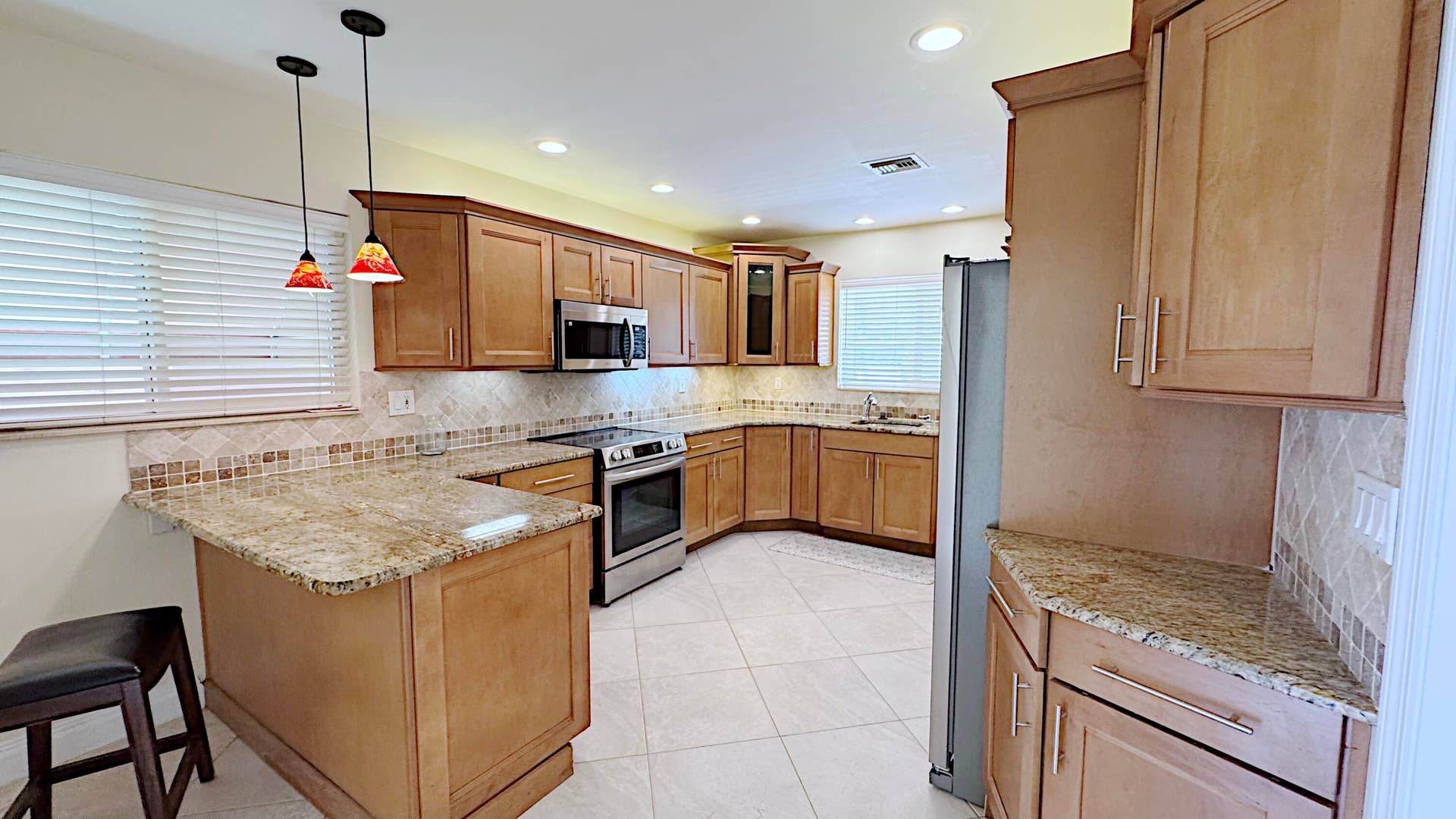 222 SE 2ND Terrace, Dania Beach, FL 33004 IMG_8148