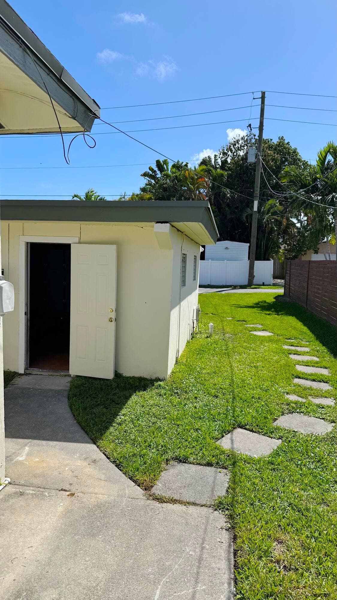 222 SE 2ND Terrace, Dania Beach, FL 33004 IMG_8185