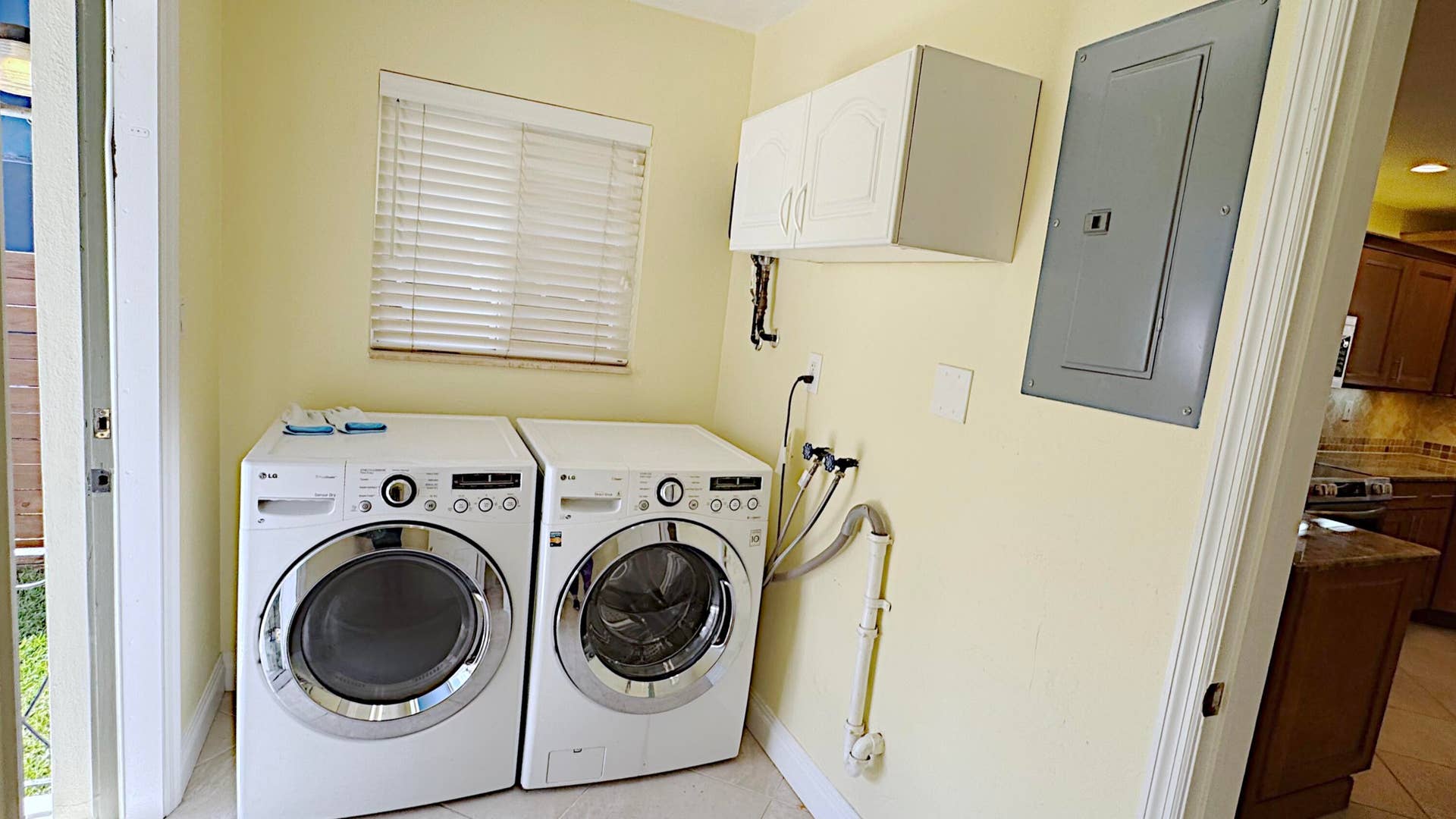 222 SE 2ND Terrace, Dania Beach, FL 33004 IMG_8155
