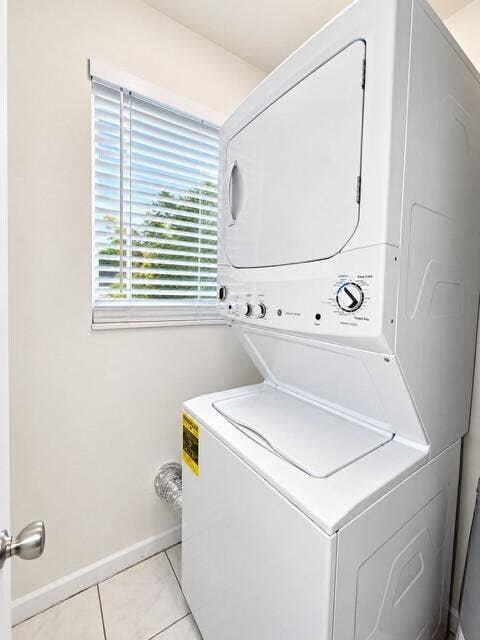 809 NE 16TH Street, Fort Lauderdale, Fort Lauderdale, FL 33304 F86057C3-EA2D-43E7-B336-10F67CAA9909