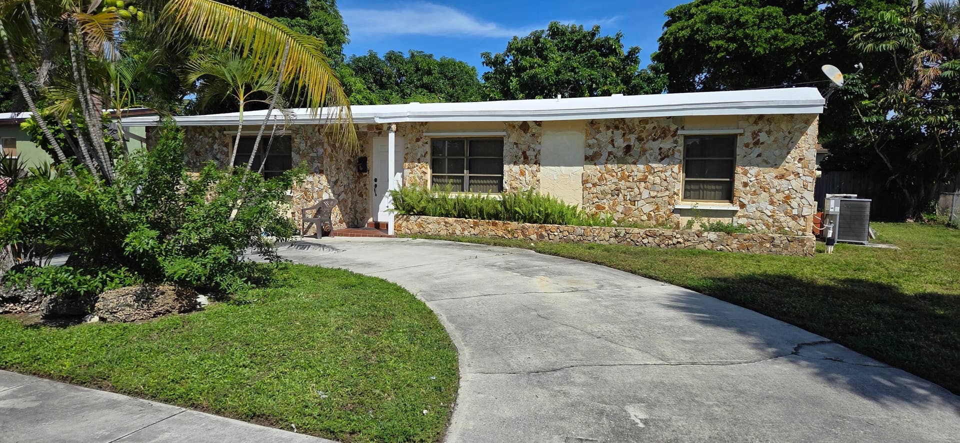 2448 NE 13TH Avenue, Pompano Beach, FL 33064 FRONT2