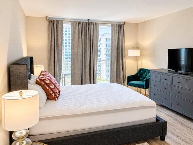 1801 S OCEAN Drive S, #941, Hallandale Beach, FL 33009 54CC9A6B-18DD-4D91-87FD-420C215C40AB