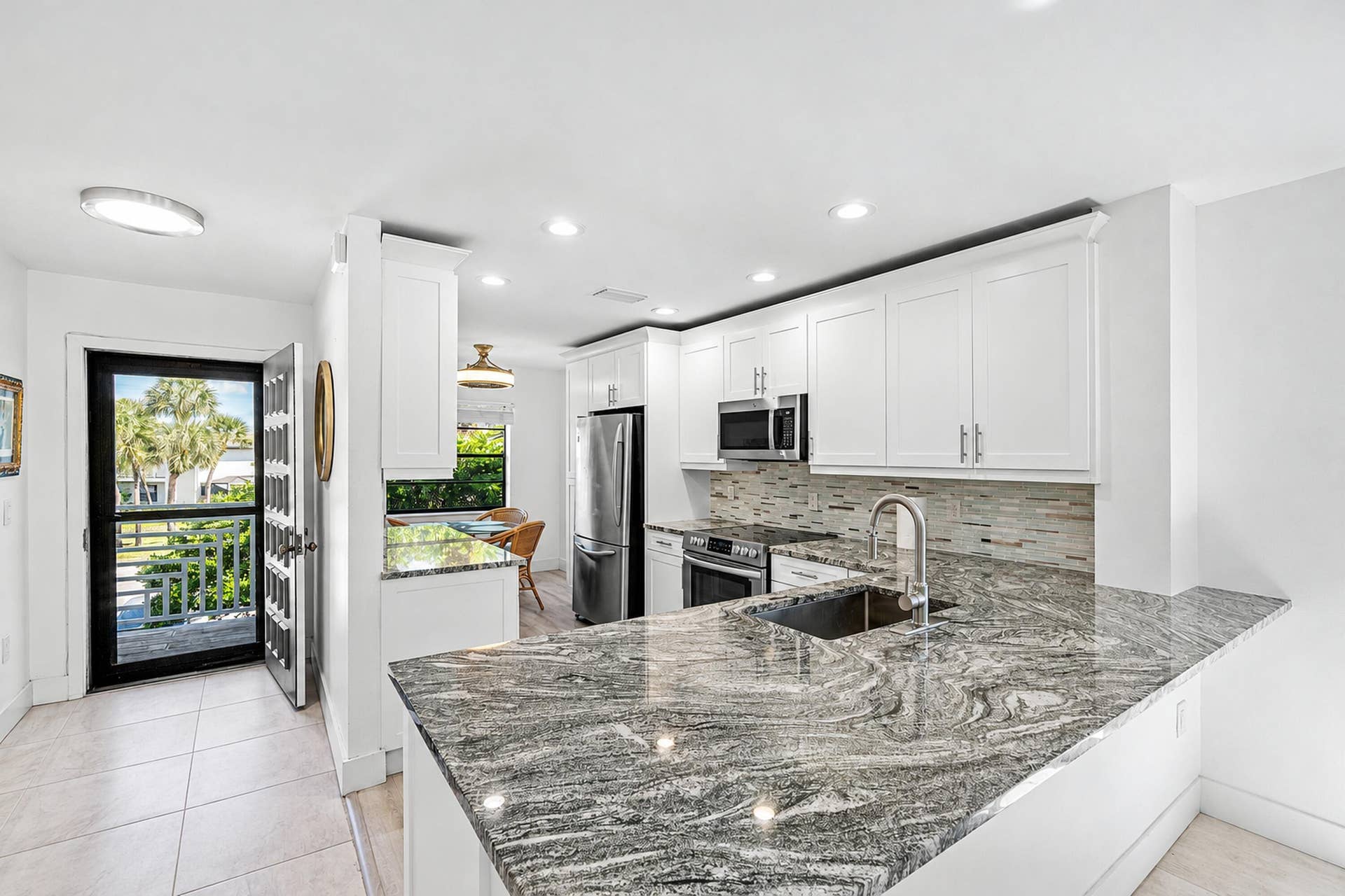 21 Southport Lane, #B, Boynton Beach, FL 33436 Kitchen