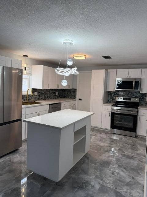 3040 TROPICAL Trail, Lake Worth, FL 33462 IMG_2390
