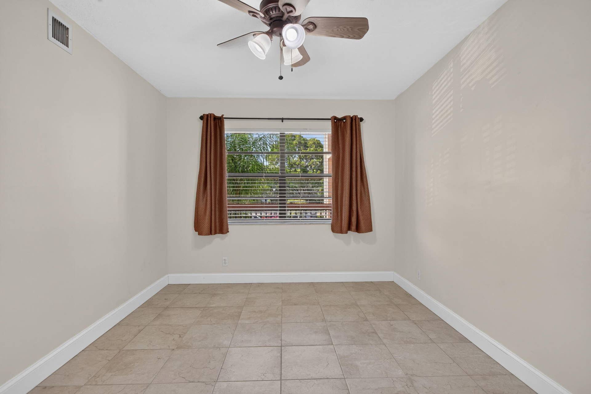 11-web-or-mls-2073-12