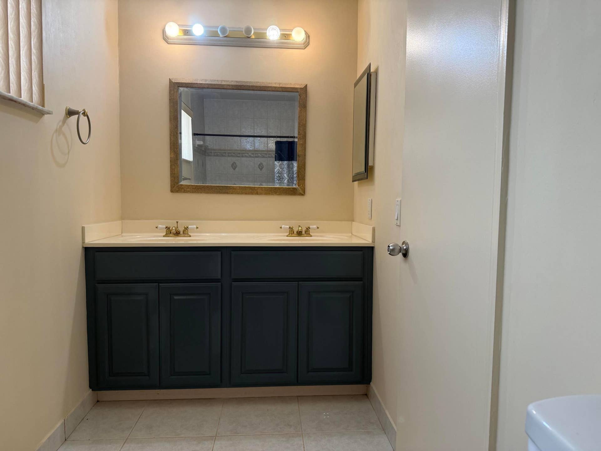 12028 ROYAL PALM Boulevard, #3-F, Coral Springs, FL 33065 Mst Bath-1