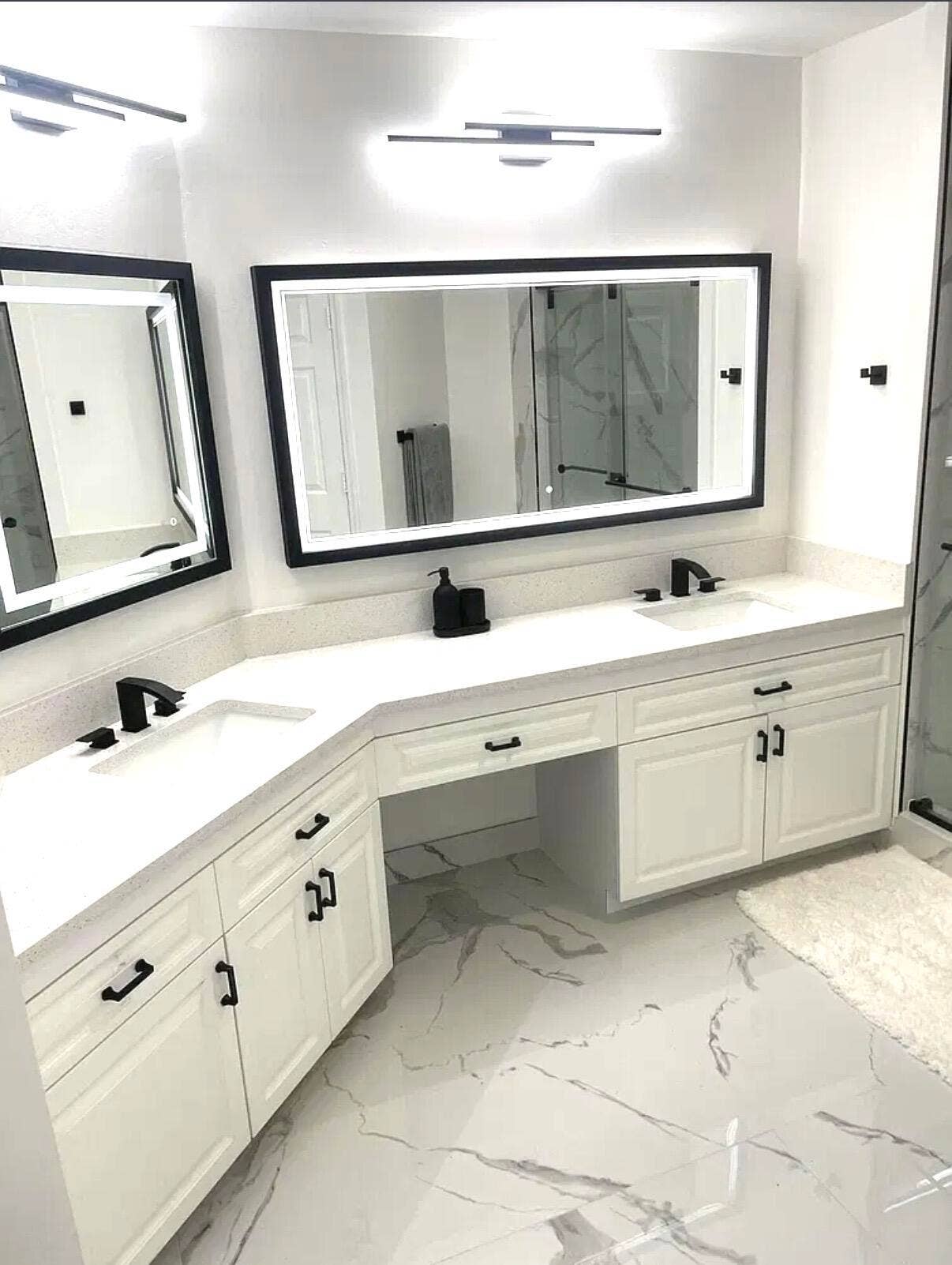 202 SEA OATS Drive E, #E, Juno Beach, Juno Beach, FL 33408 JUNO MASTER BATH SINKS