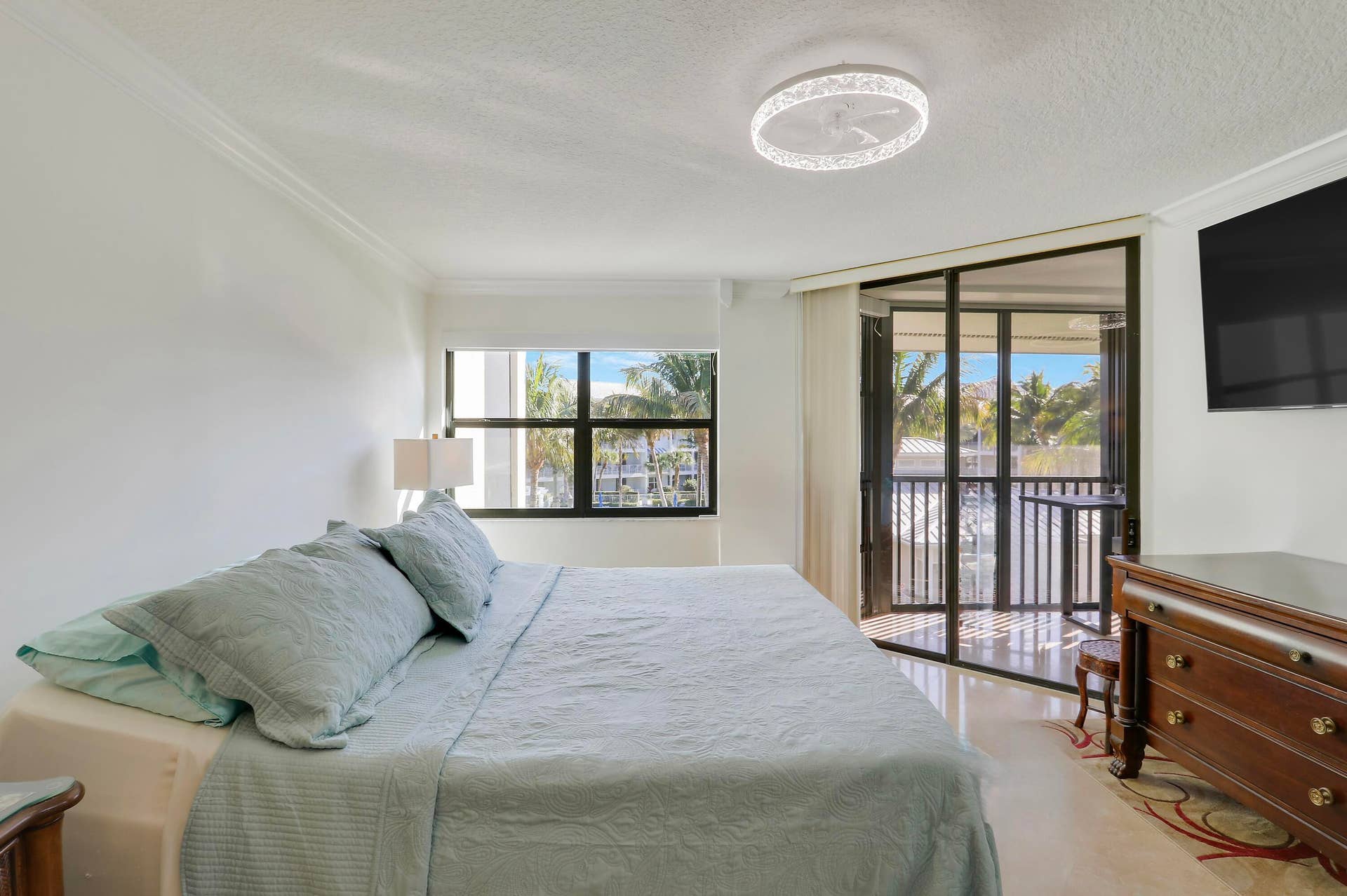 235 Bay Colony Drive N, Juno Beach, FL 33408 Primary Suite