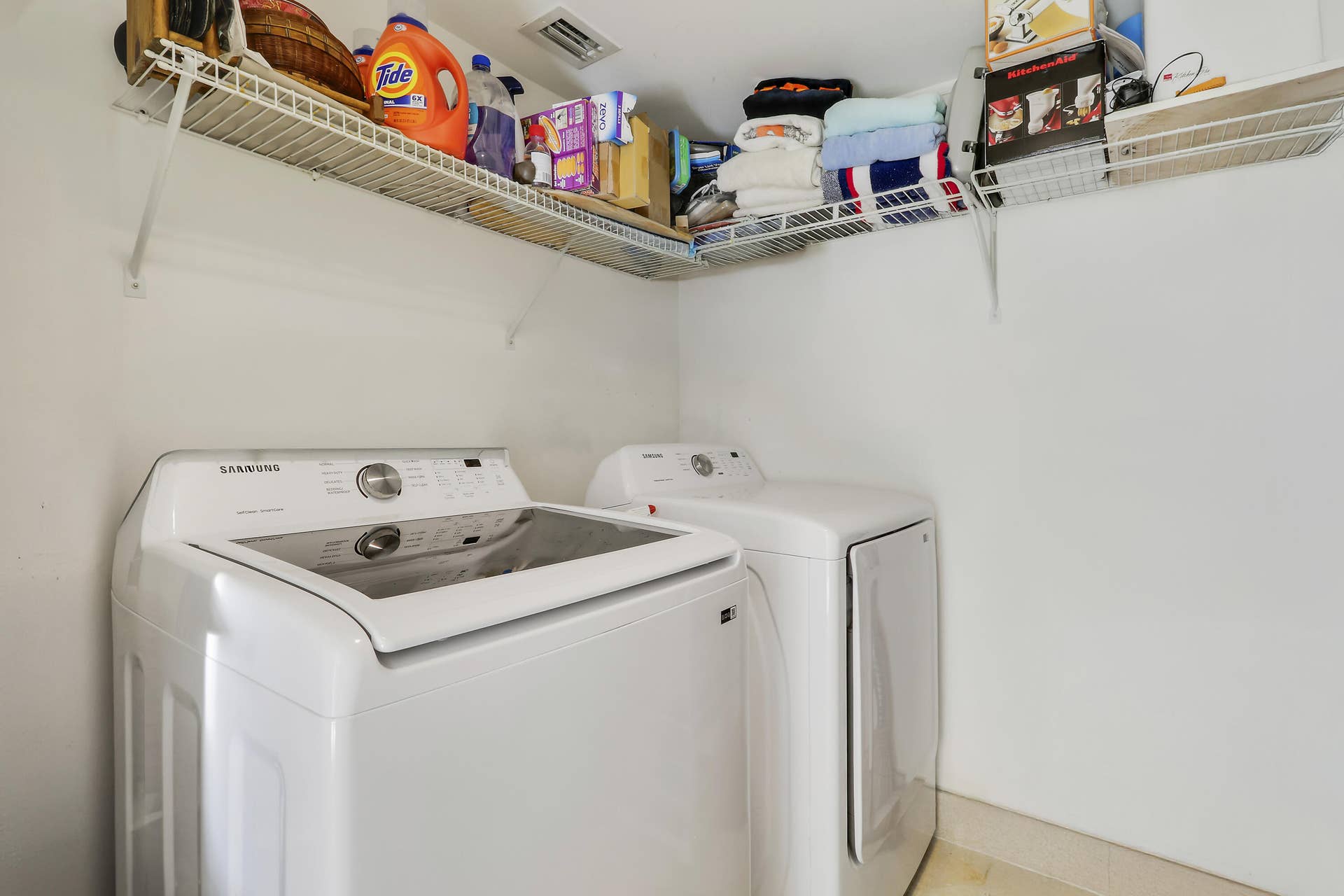 235 Bay Colony Drive N, Juno Beach, FL 33408 Laundry Room