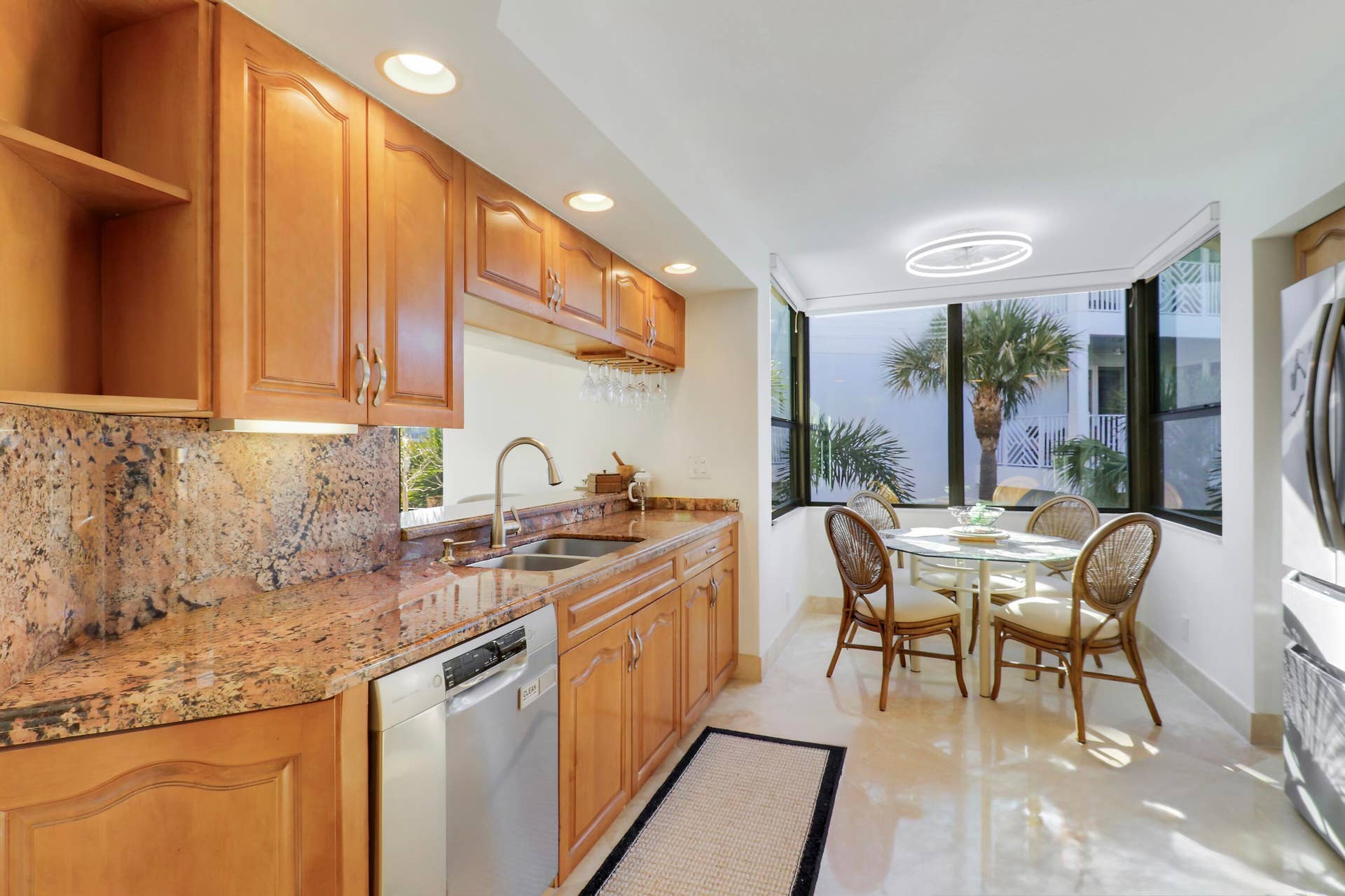 235 Bay Colony Drive N, Juno Beach, FL 33408 Kitchen & Breakfast Nook