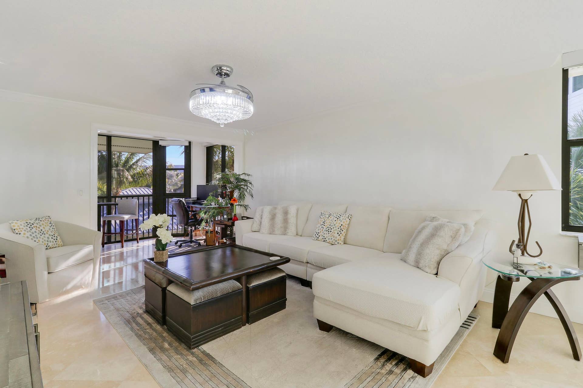 235 Bay Colony Drive N, Juno Beach, FL 33408 living room