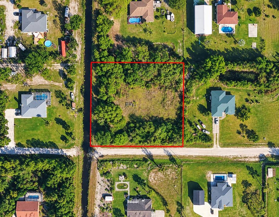 Property photo for 0 92nd Lane N, The Acreage, FL
