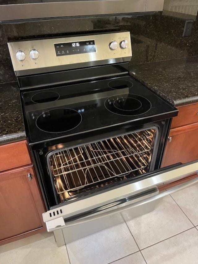 1033 NE 17th Way, #1504, Fort Lauderdale, FL 33304 New Oven