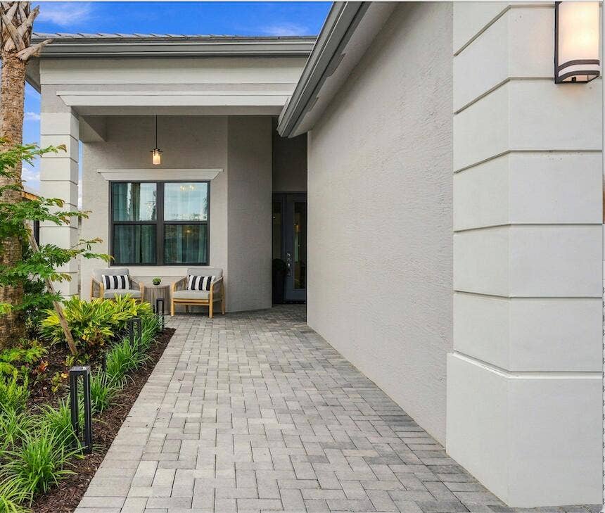12520 SW Briny Bay Drive, Port St Lucie, FL 34987 Entryway