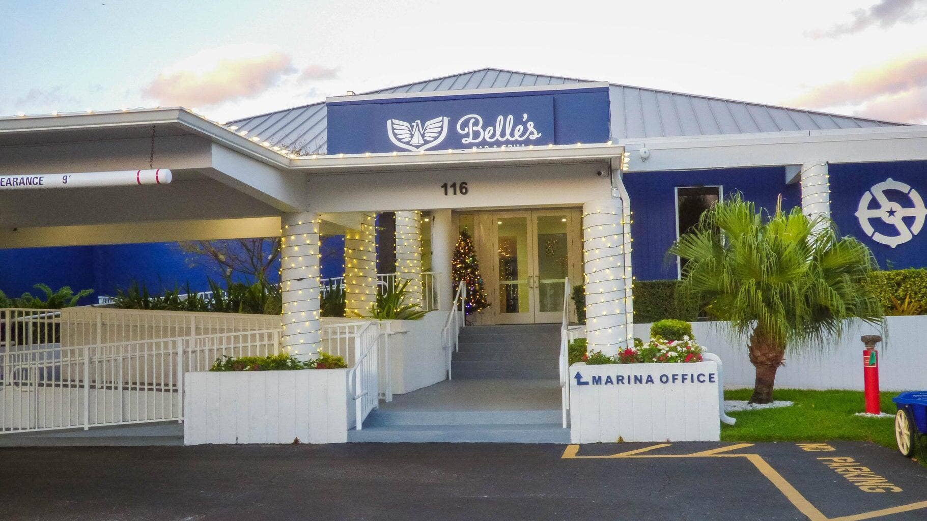 123 Lakeshore Drive, #1543, North Palm Beach, FL 33408 Belle's Restaurant