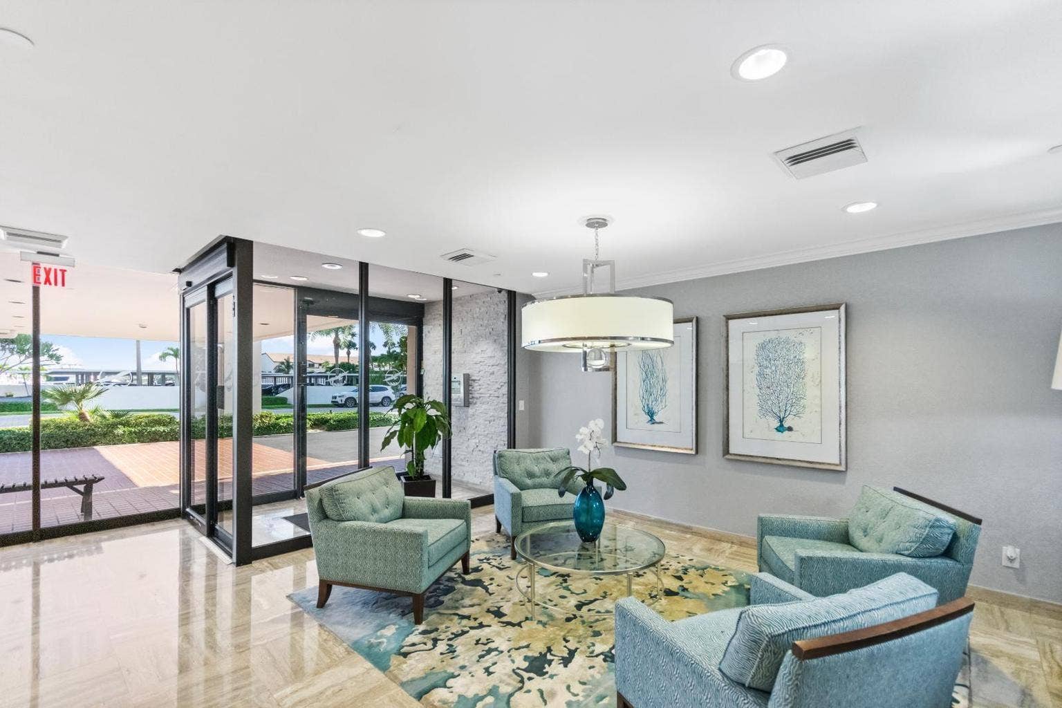 123 Lakeshore Drive, #1543, North Palm Beach, FL 33408 Lobby