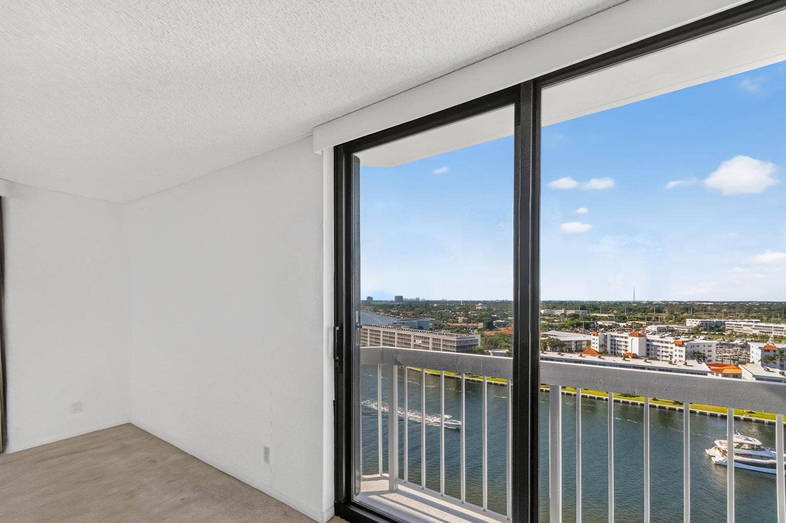 123 Lakeshore Drive, #1543, North Palm Beach, FL 33408 Primary Bedroom View