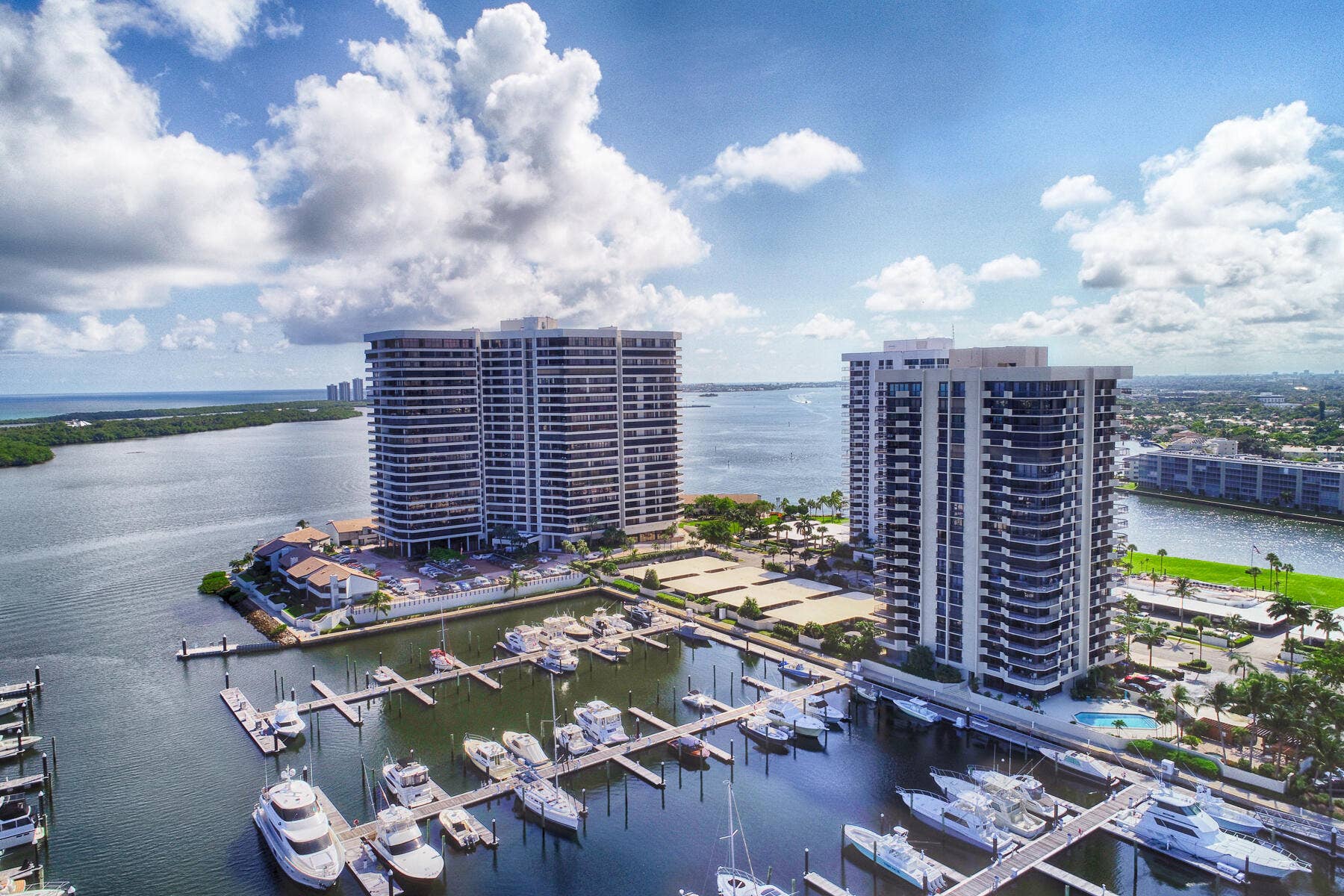 123 Lakeshore Drive, #1543, North Palm Beach, FL 33408 20250131134652100194000000-o