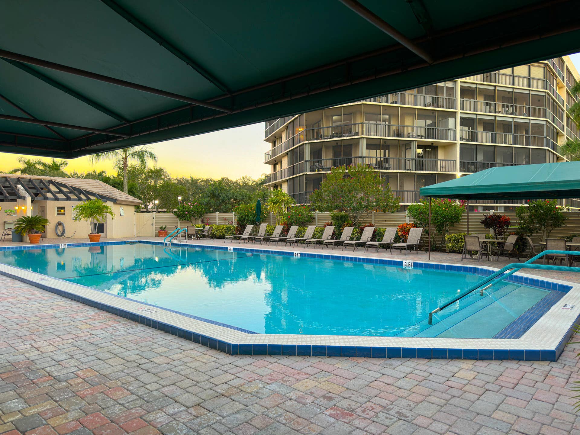 5257 Fountains Drive S, #205, Greenacres, FL 33467 5279 Fountains Dr 703 (45)