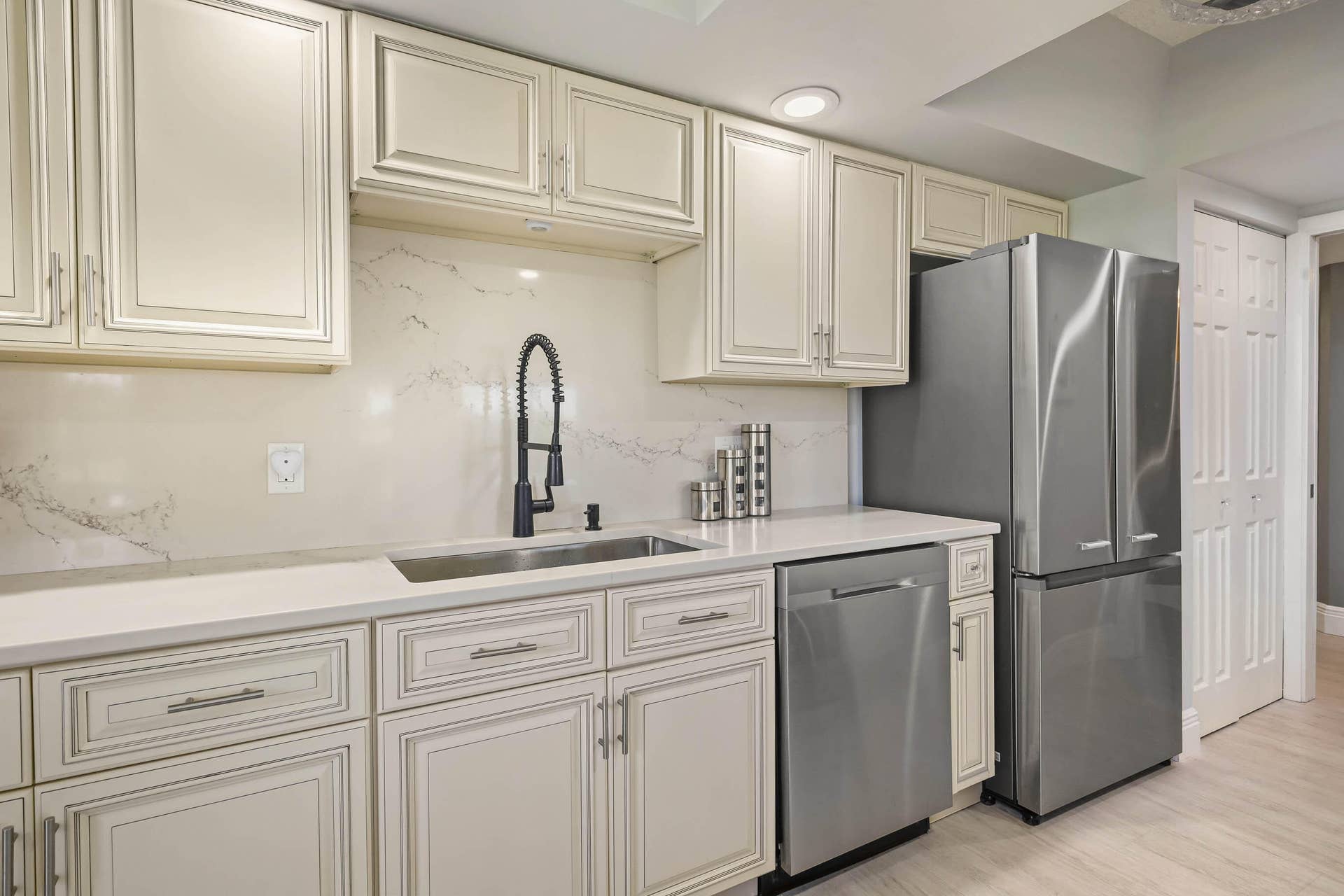 5257 Fountains Drive S, #205, Greenacres, FL 33467 09