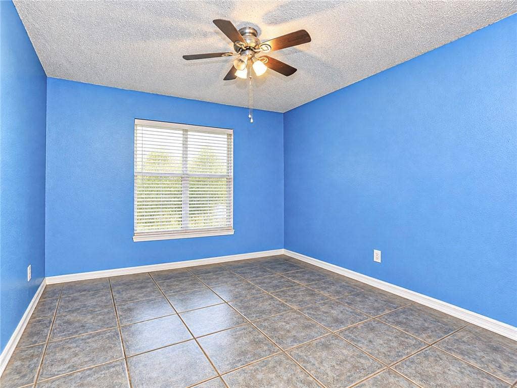 795 4TH Lane, Vero Beach, FL 32962 24a