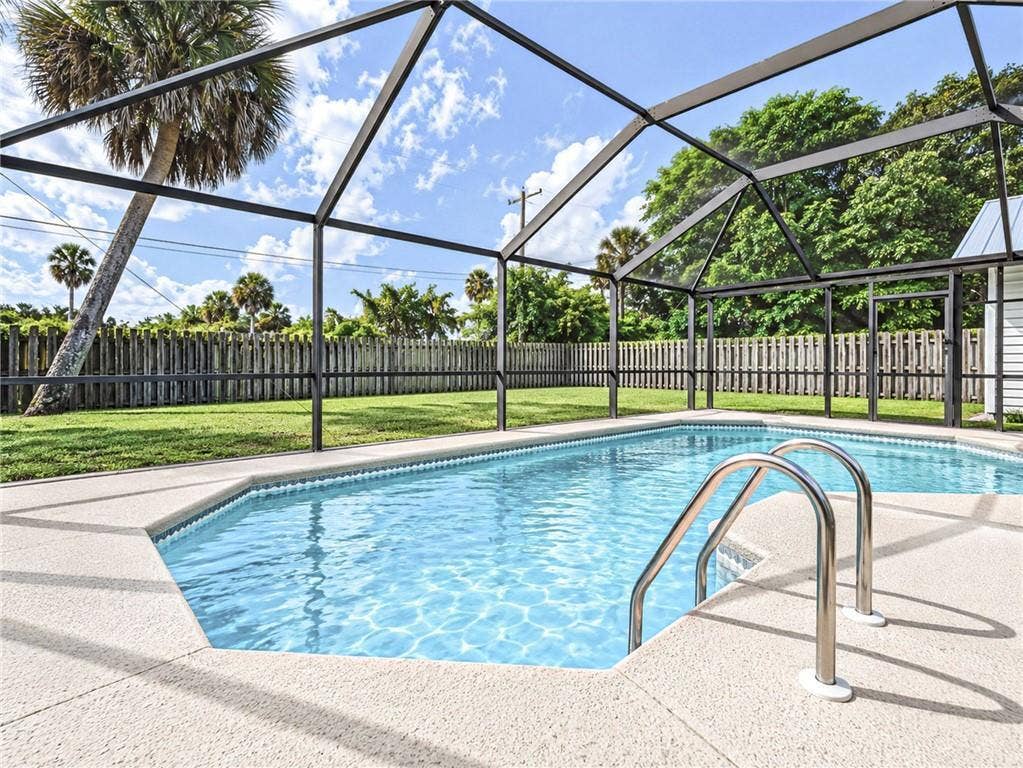 795 4TH Lane, Vero Beach, FL 32962 28a