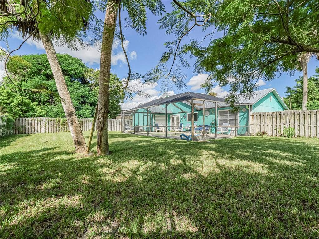 795 4TH Lane, Vero Beach, FL 32962 5A