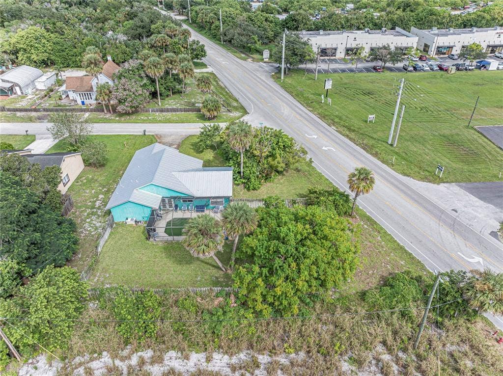 795 4TH Lane, Vero Beach, FL 32962 31a