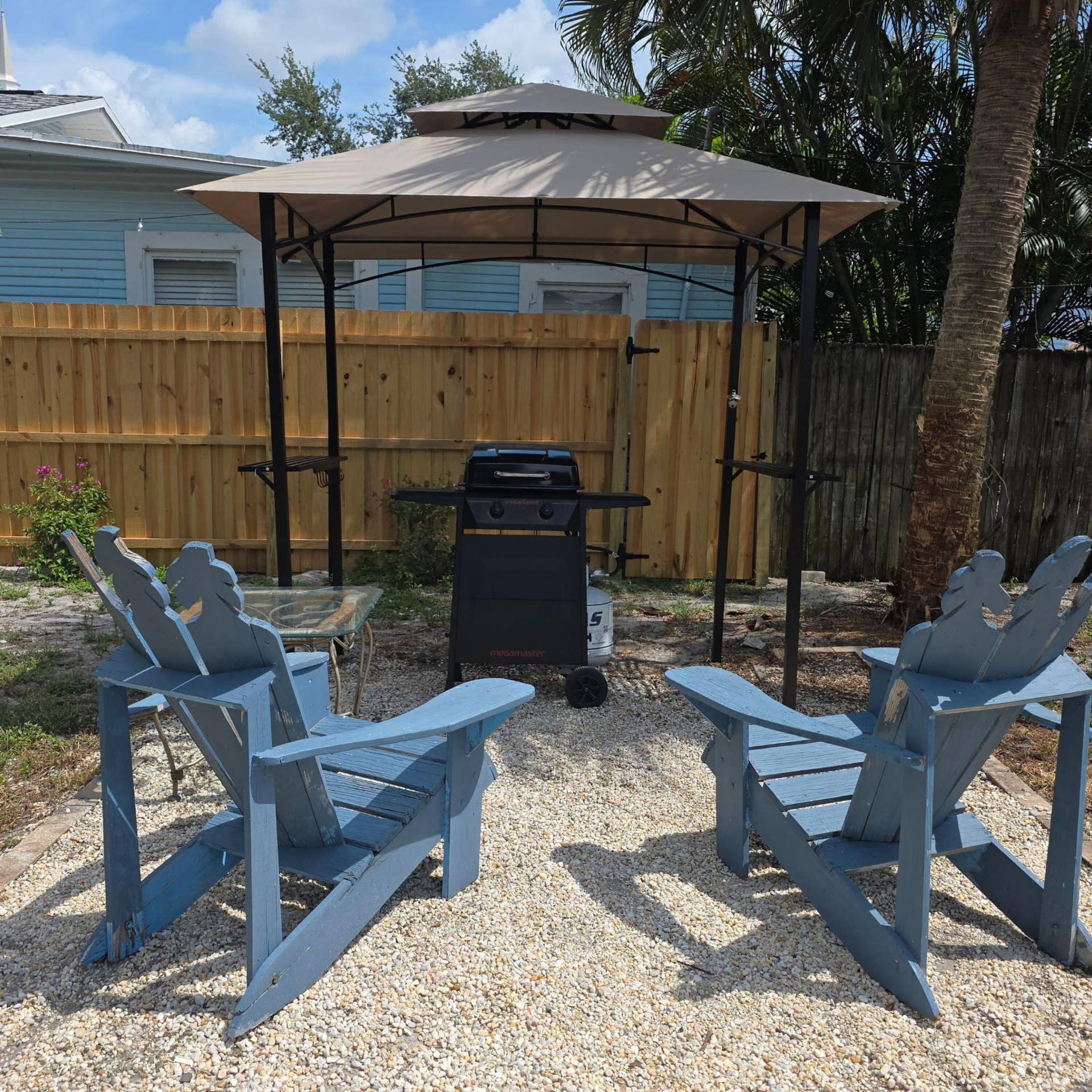 218 S M Street, #3, Lake Worth Beach, FL 33460 outside covered grill area