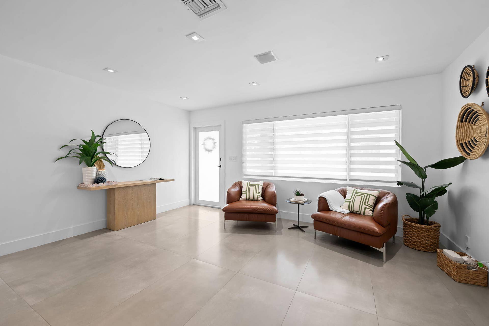 2041 NE 52ND Street, Fort Lauderdale, FL 33308 16-web-or-mls-DSC_1047