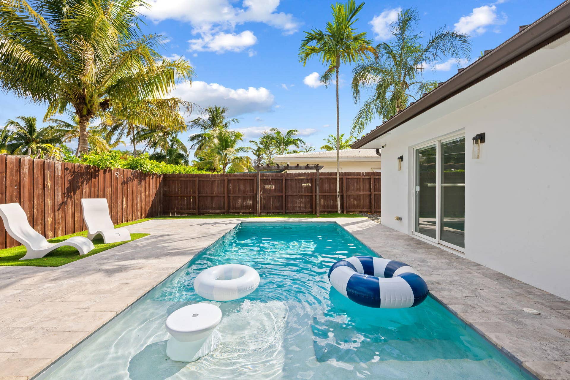 2041 NE 52ND Street, Fort Lauderdale, FL 33308 4-web-or-mls-DSC_0962