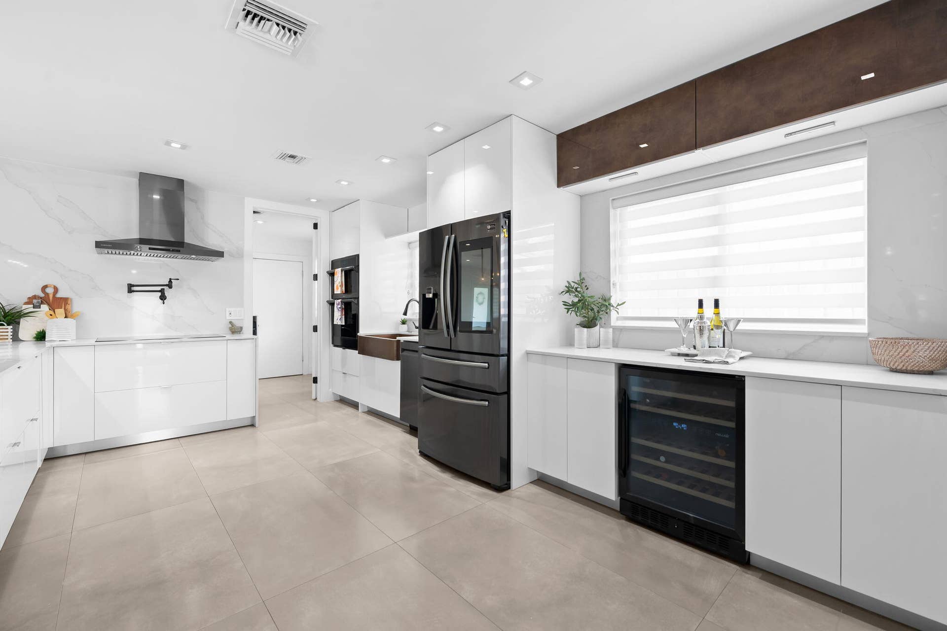 2041 NE 52ND Street, Fort Lauderdale, FL 33308 11-web-or-mls-DSC_1003