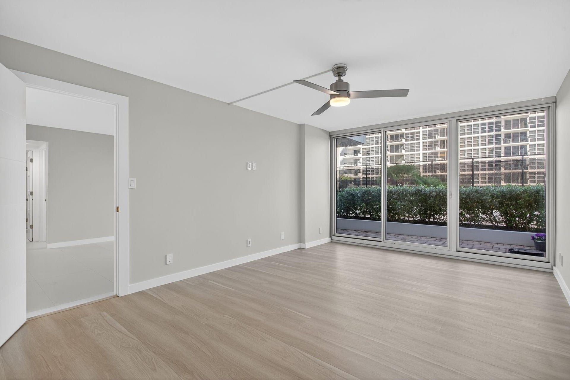 525 N OCEAN Boulevard, #422, Pompano Beach, FL 33062 Photo 24