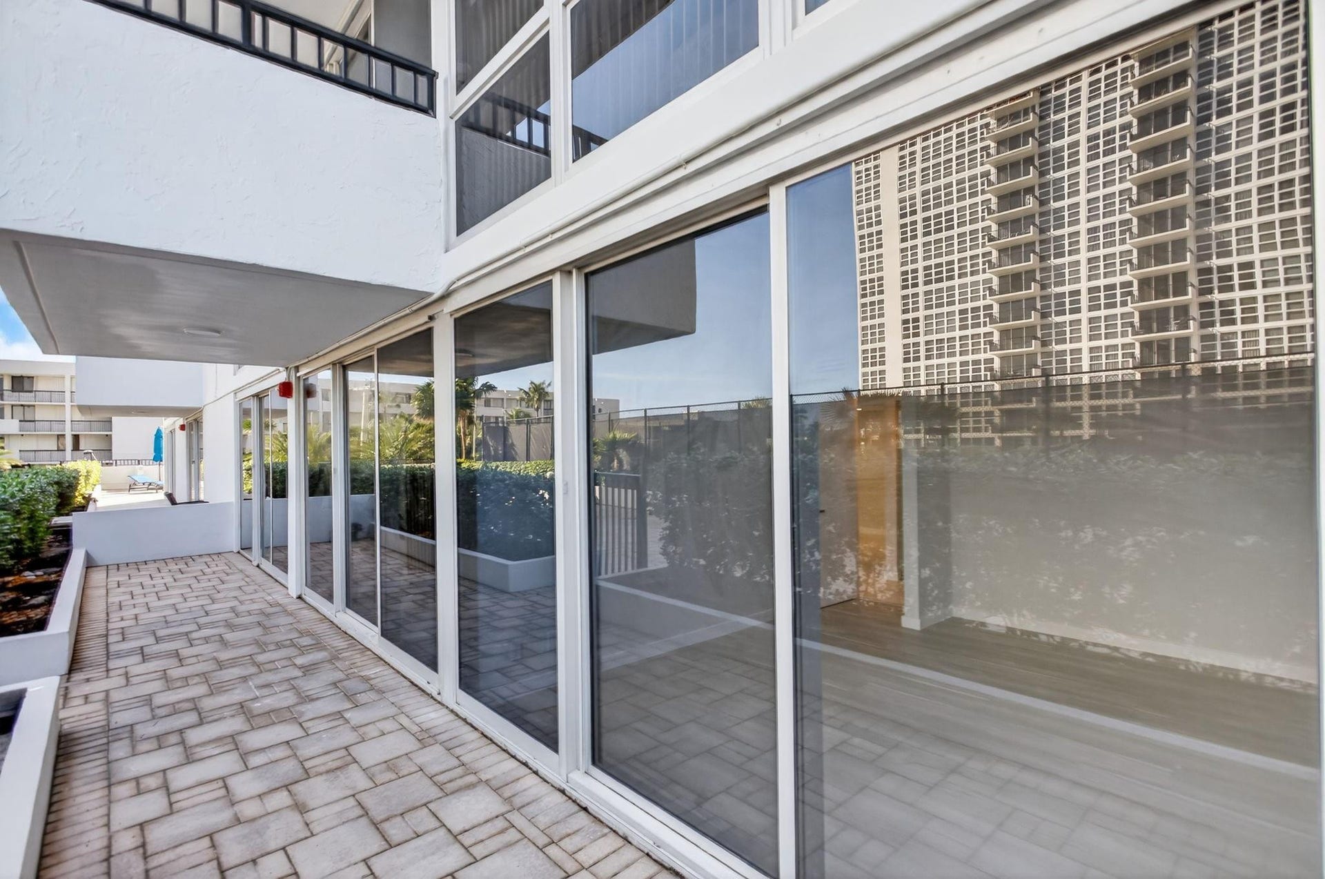 525 N OCEAN Boulevard, #422, Pompano Beach, FL 33062 Photo 32