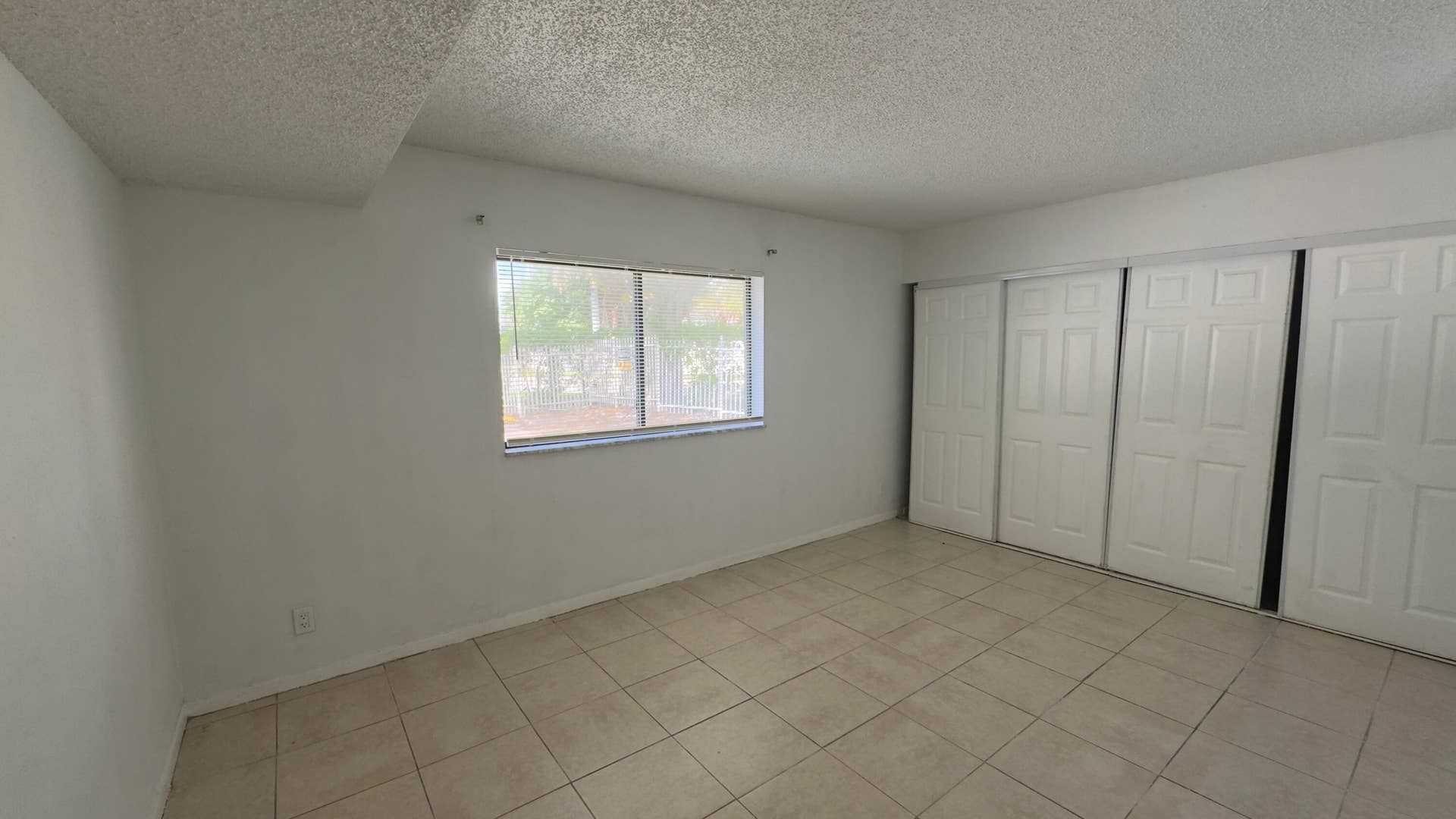 4220 INVERRARY Boulevard, #99A, Lauderhill, Lauderhill, FL 33319 Second bedroom