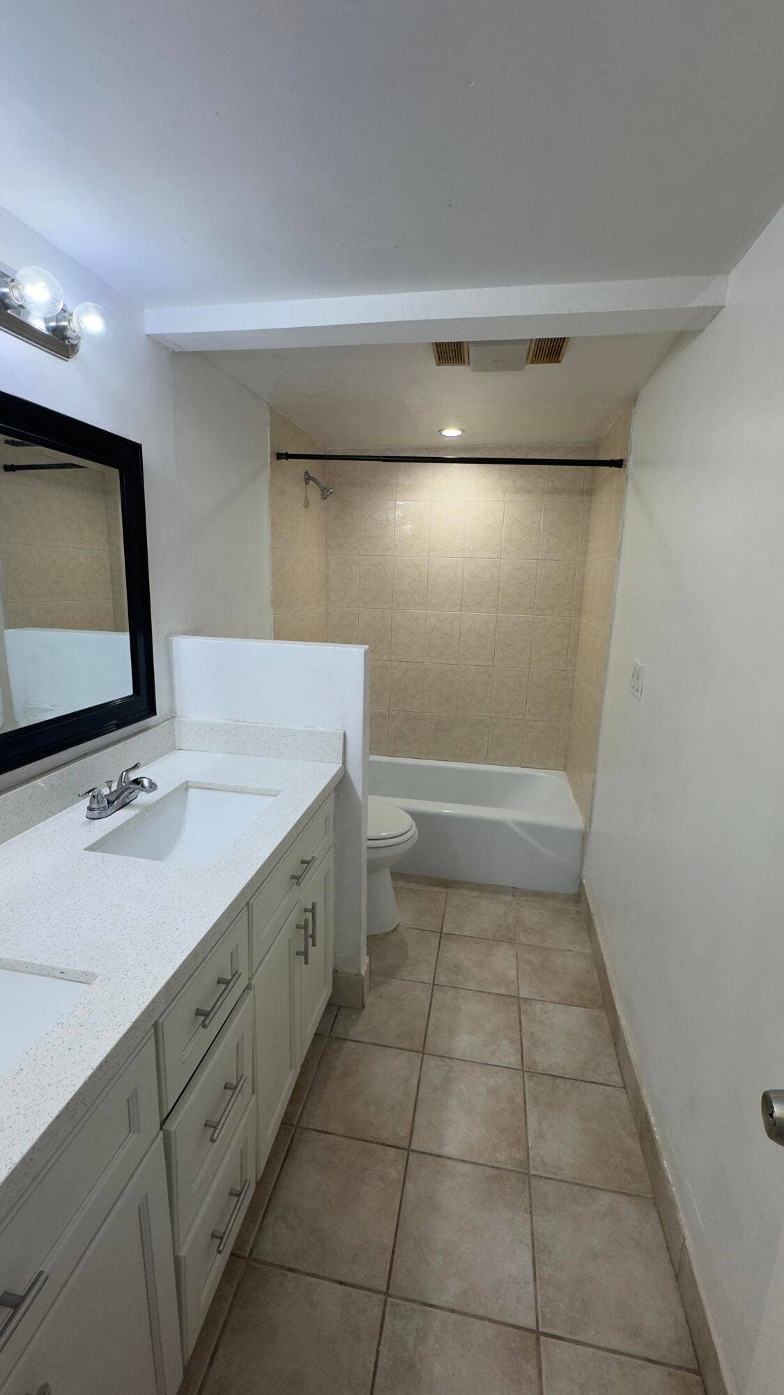 4220 INVERRARY Boulevard, #99A, Lauderhill, Lauderhill, FL 33319 Primary bathroom