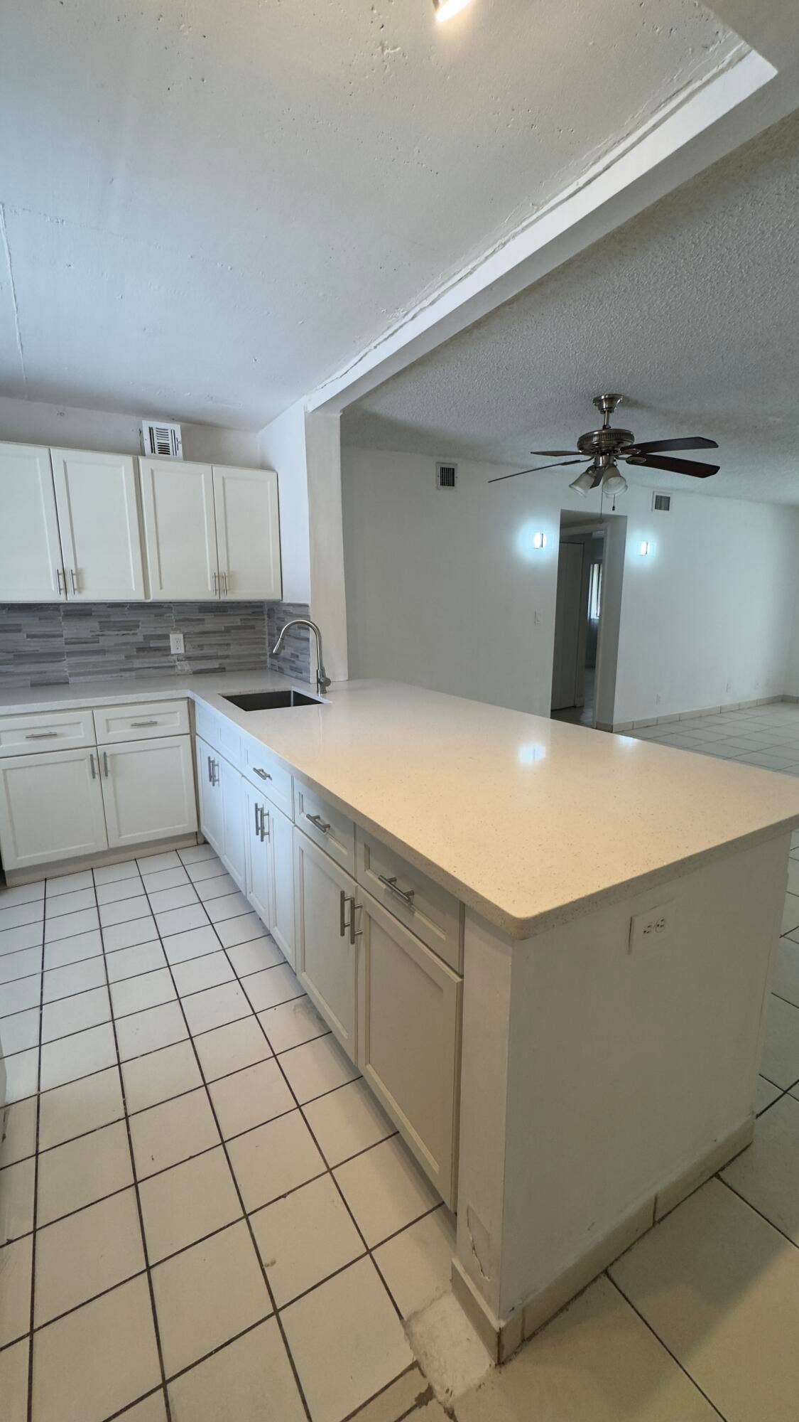 4220 INVERRARY Boulevard, #99A, Lauderhill, Lauderhill, FL 33319 IMG_2226