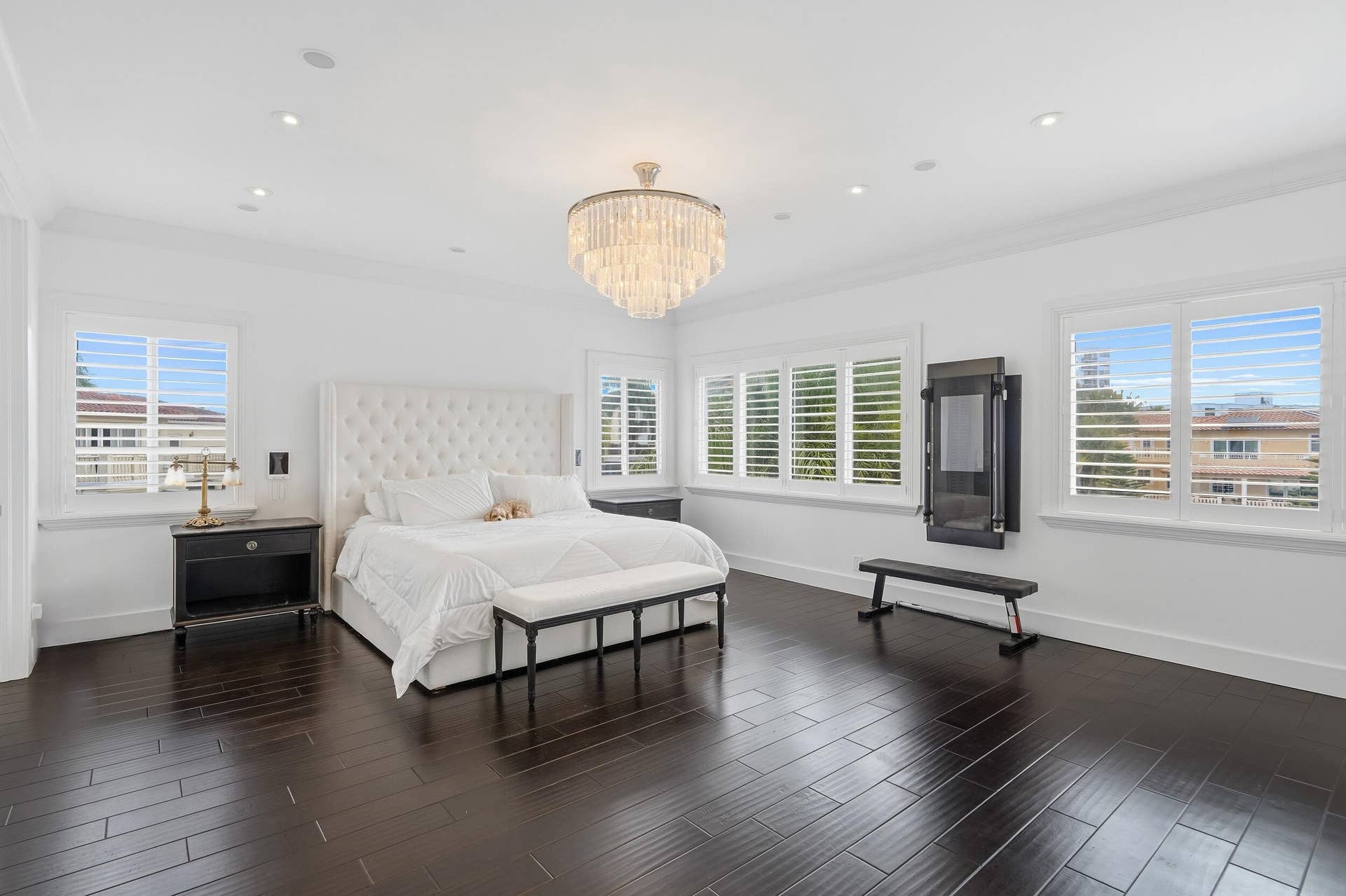 16430 NE 30th Avenue, North Miami Beach, FL 33160 16430