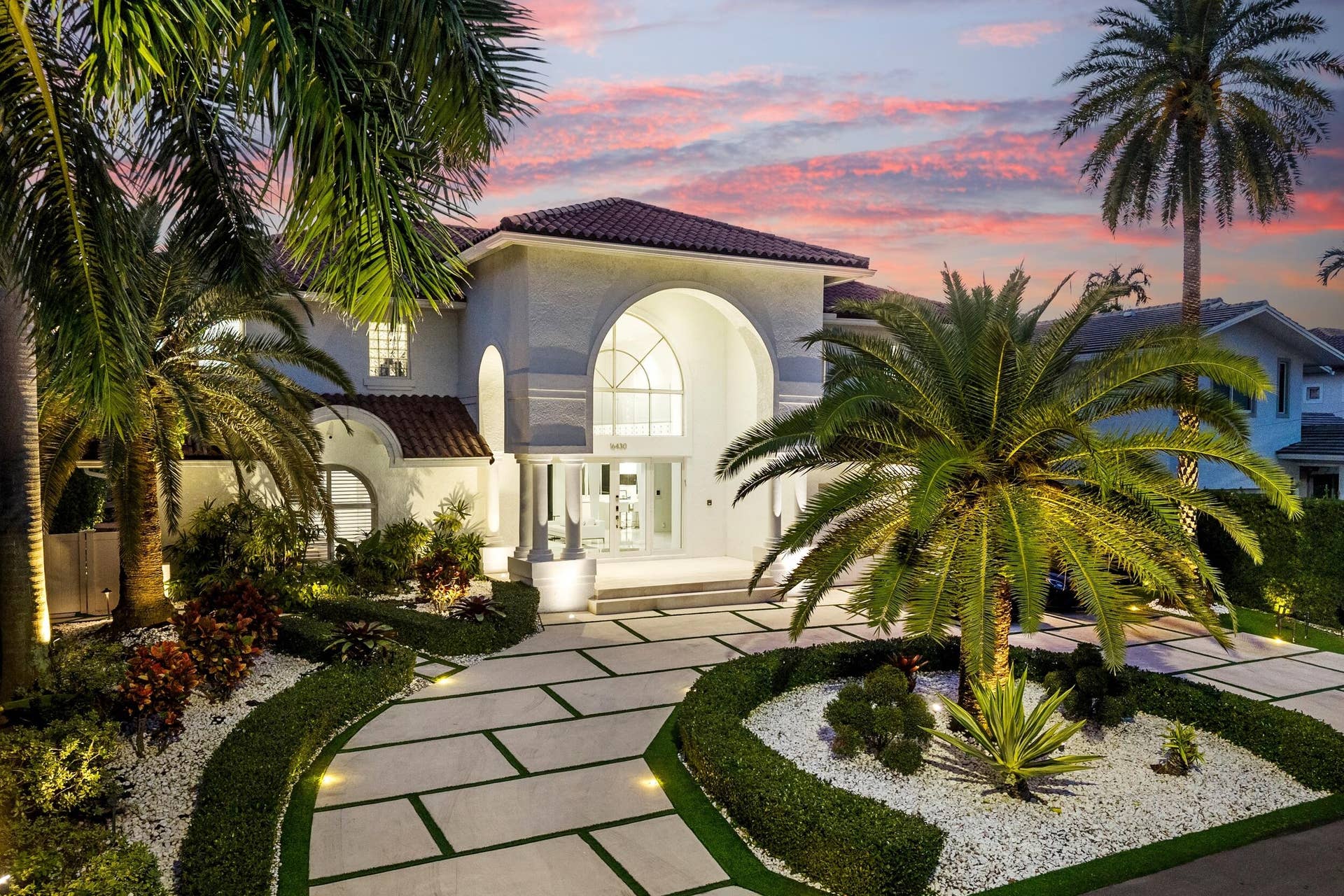 16430 NE 30th Avenue, North Miami Beach, FL 33160 16430