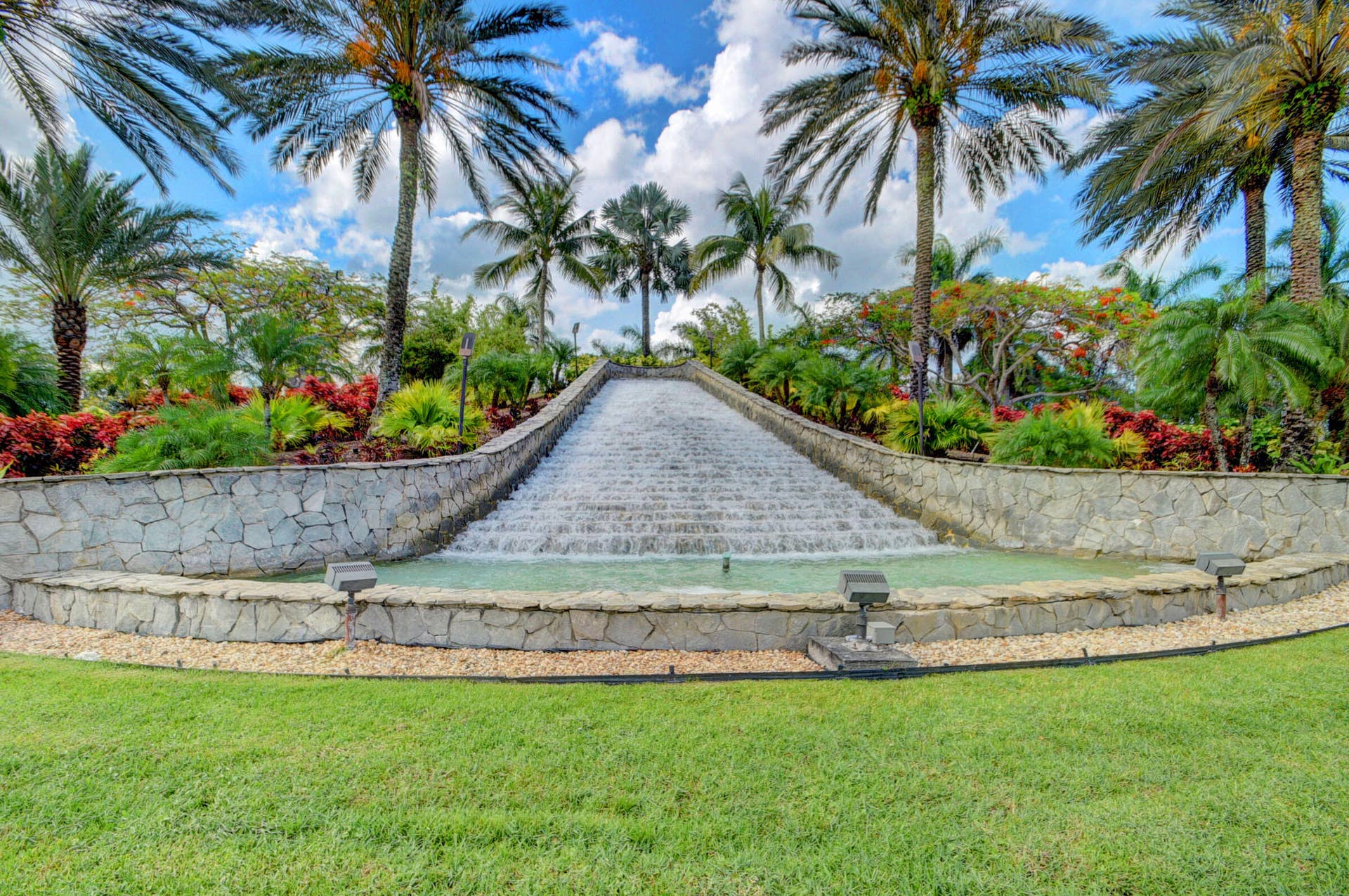 2175 Stonington Terrace, West Palm Beach, FL 33411 20230616191030507141000000-o