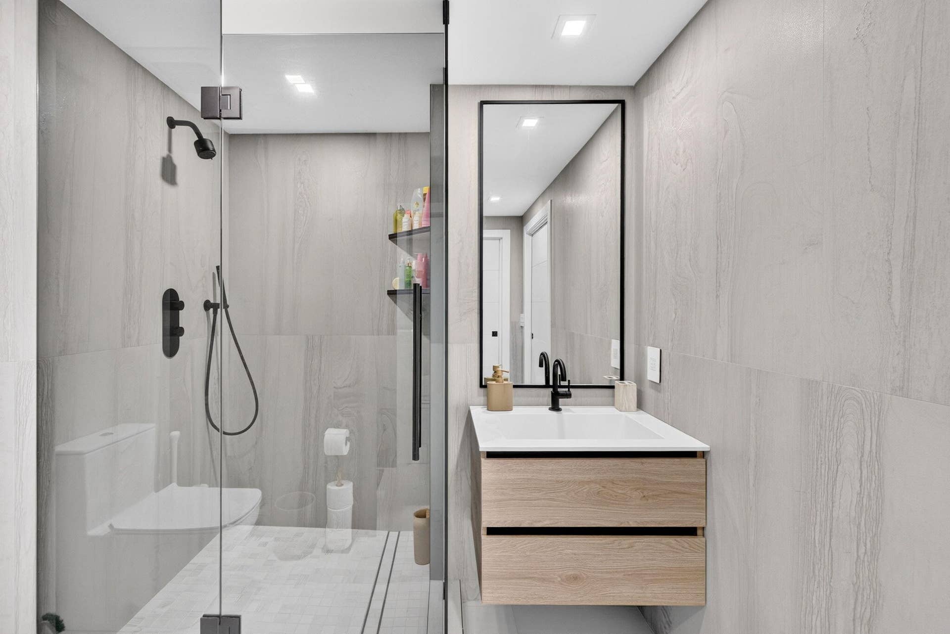 Barbuzzi 25web-or-mls-699A4885