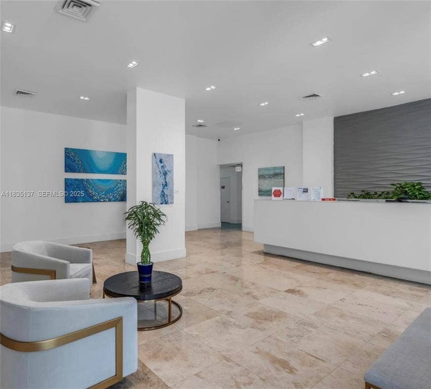 2201 S Ocean Drive, Hollywood, FL 33019 2201 lobby