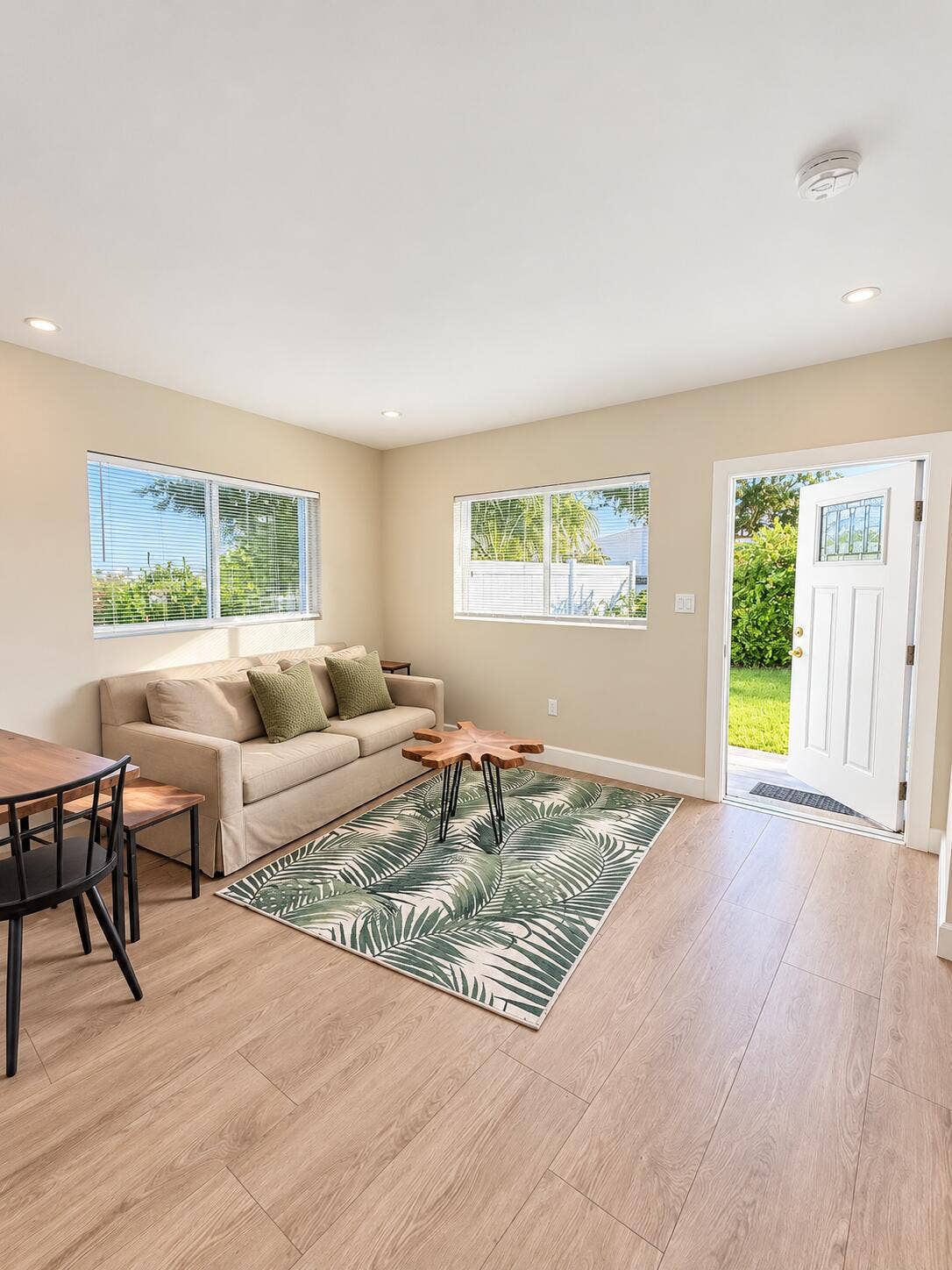 898 SE 2nd Place, Deerfield Beach, FL 33441 01e91b97-297c-4eb2-bc31-6ad2d1915cf4