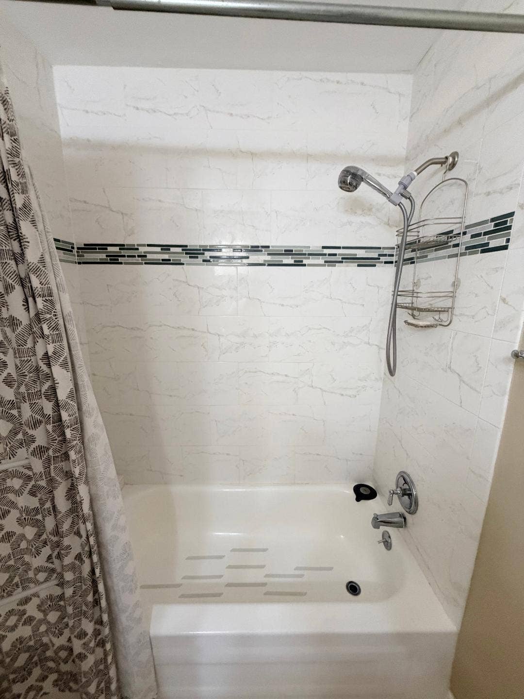 2521 Juniper Drive, #11-C, Delray Beach, FL 33445 Master bathroom shower