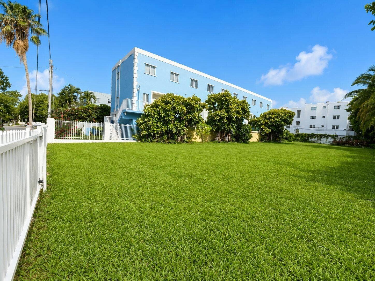 829 SW 2ND Street, Miami, Miami, FL 33130 e2722c00-8405-4c70-9b81-d55bf6515d88