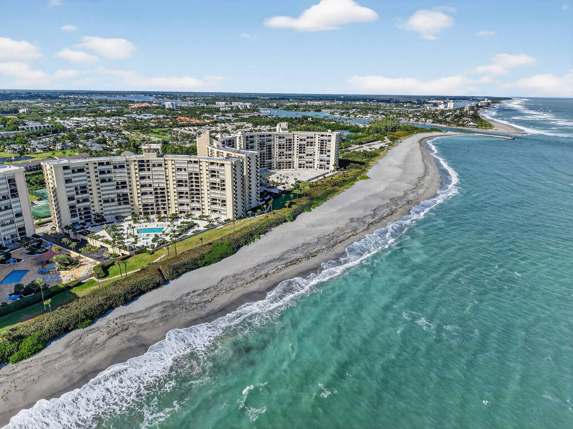 200 Ocean Trail Way, #603, Jupiter, FL 33477 10-web-or-mls-047_DJI_20251216123811_002
