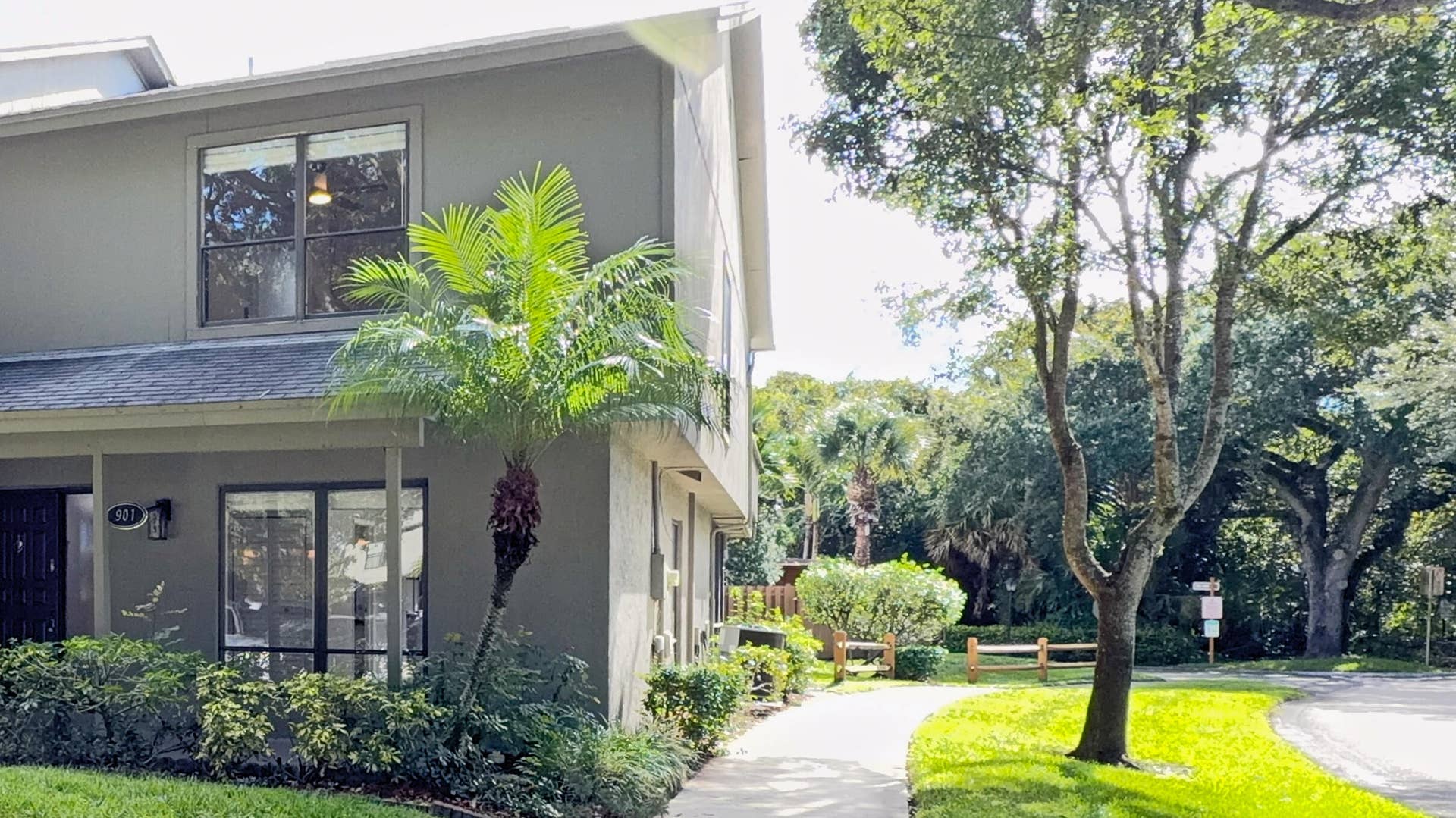 901 Sandtree Drive, Palm Beach Gardens, FL 33403 25