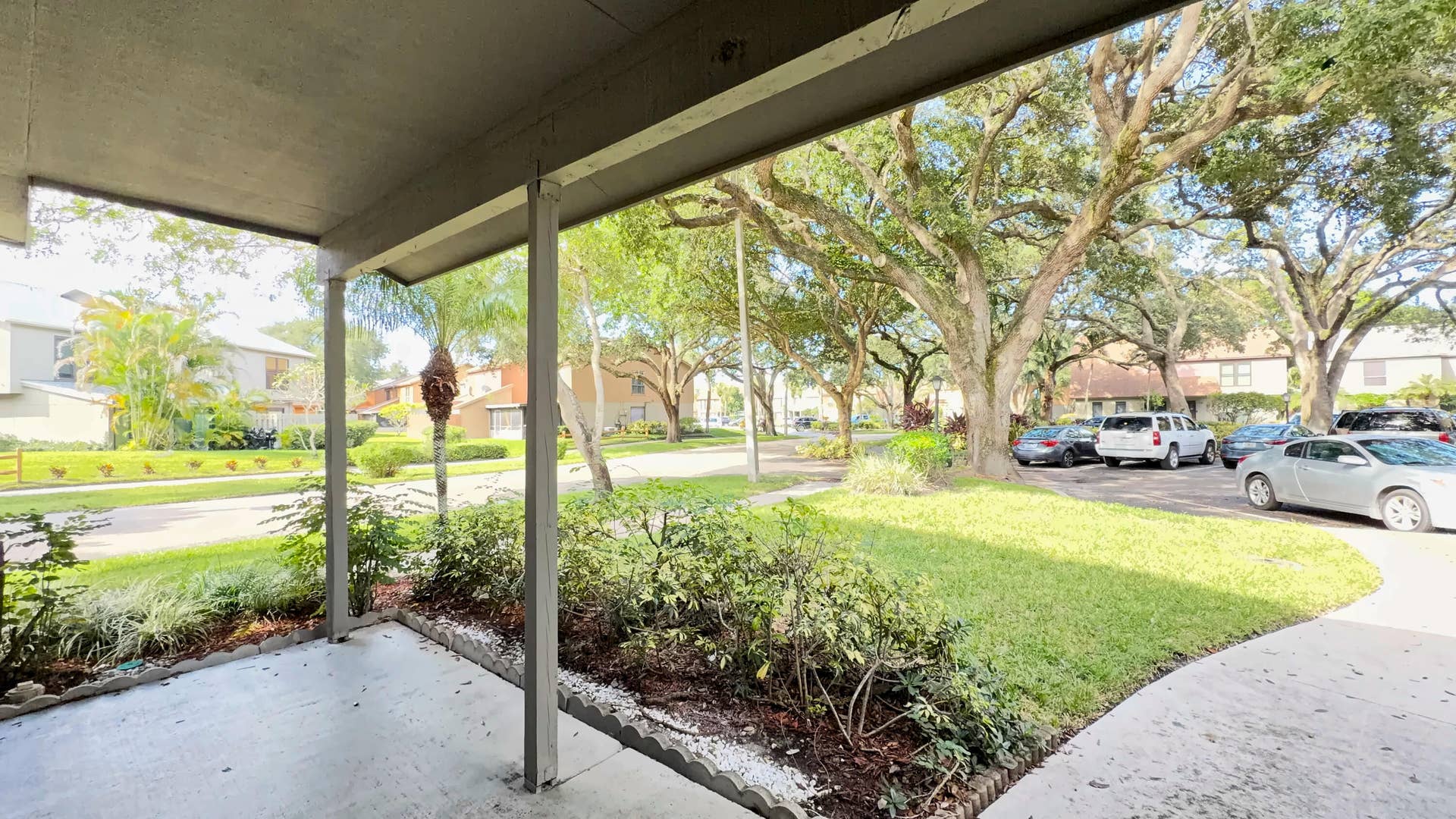 901 Sandtree Drive, Palm Beach Gardens, FL 33403 3