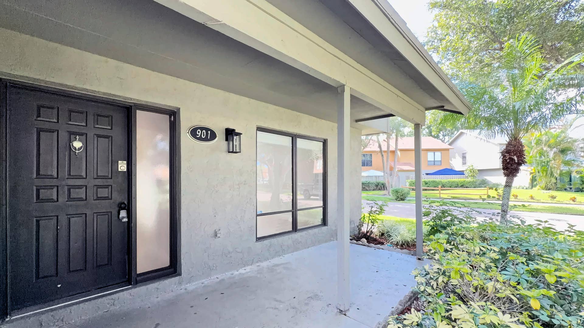 901 Sandtree Drive, Palm Beach Gardens, FL 33403 2